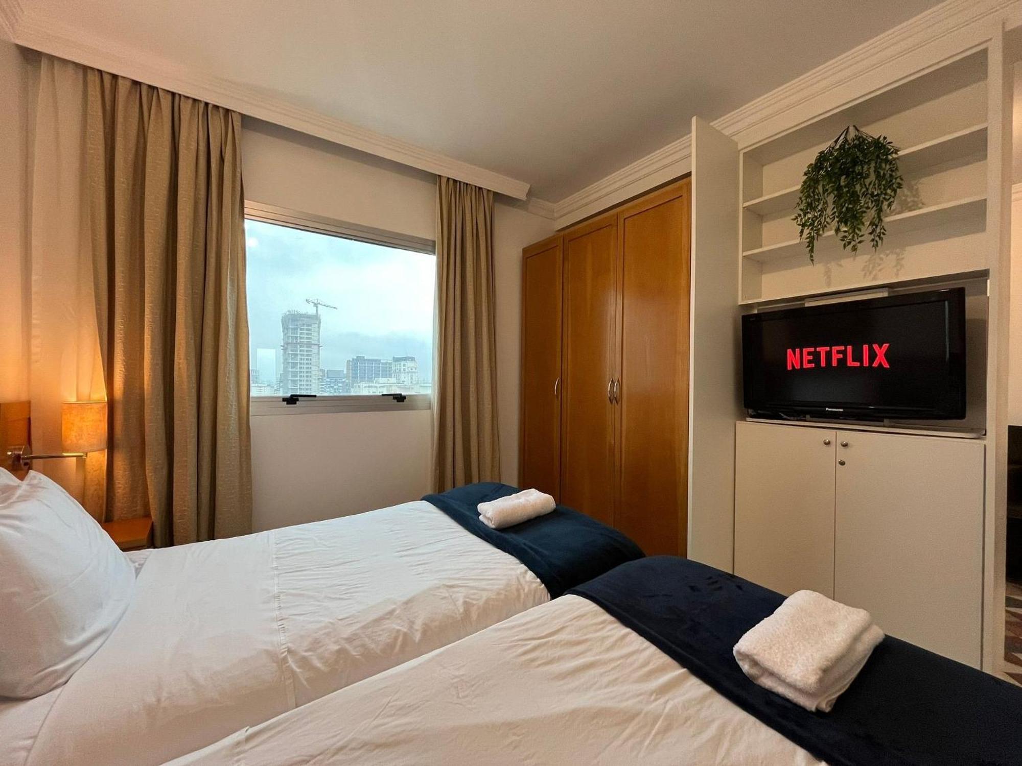 Flat Na Oscar Freire | Delfhy * São Paulo